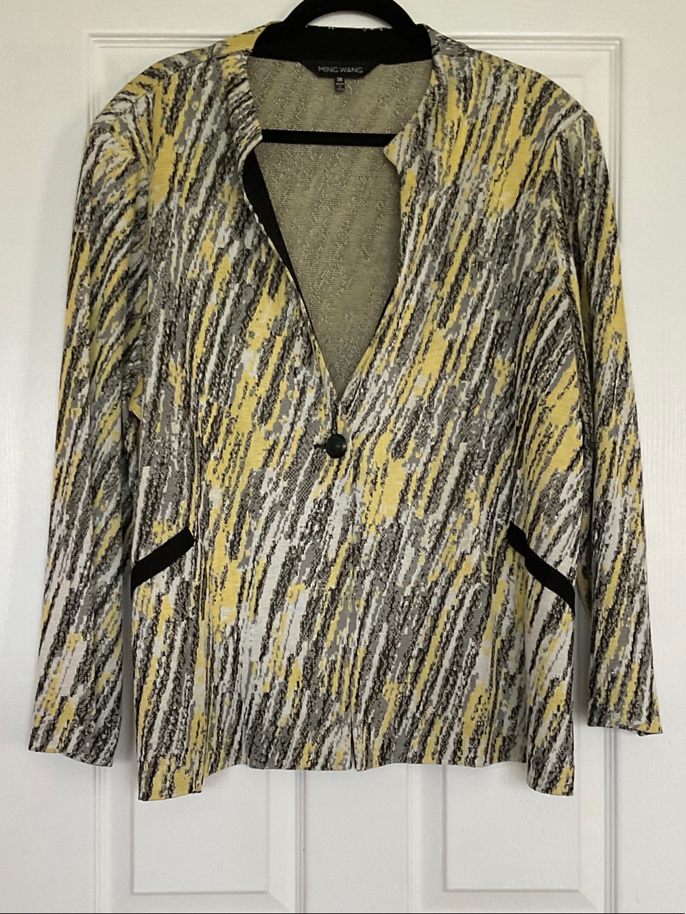 Ming Wang Yellow Gray Abstract Print Open Front Blazer with Black Trim